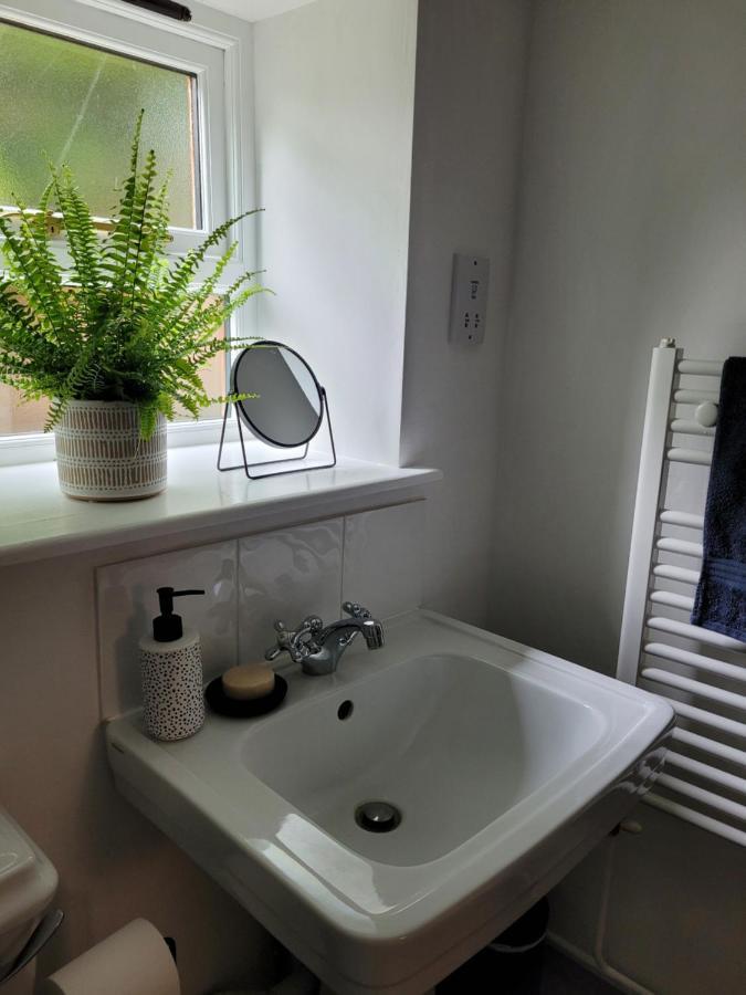 Entire 2 Bed Coach House In Peaceful Norfolk Village Pulham Екстер'єр фото