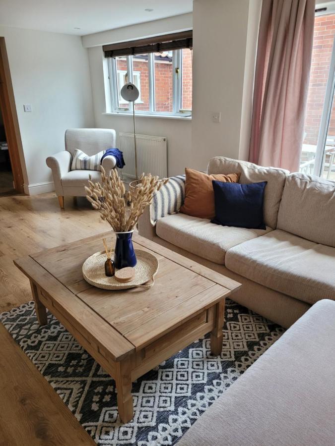 Entire 2 Bed Coach House In Peaceful Norfolk Village Pulham Екстер'єр фото