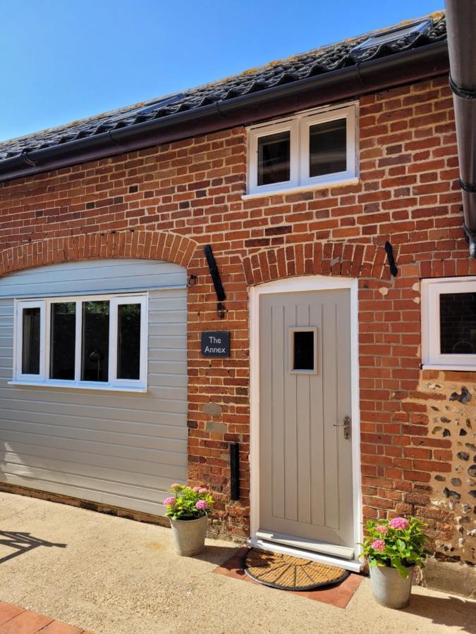 Entire 2 Bed Coach House In Peaceful Norfolk Village Pulham Екстер'єр фото